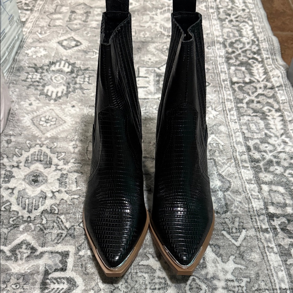 Elegant Black Textured Ankle Boots